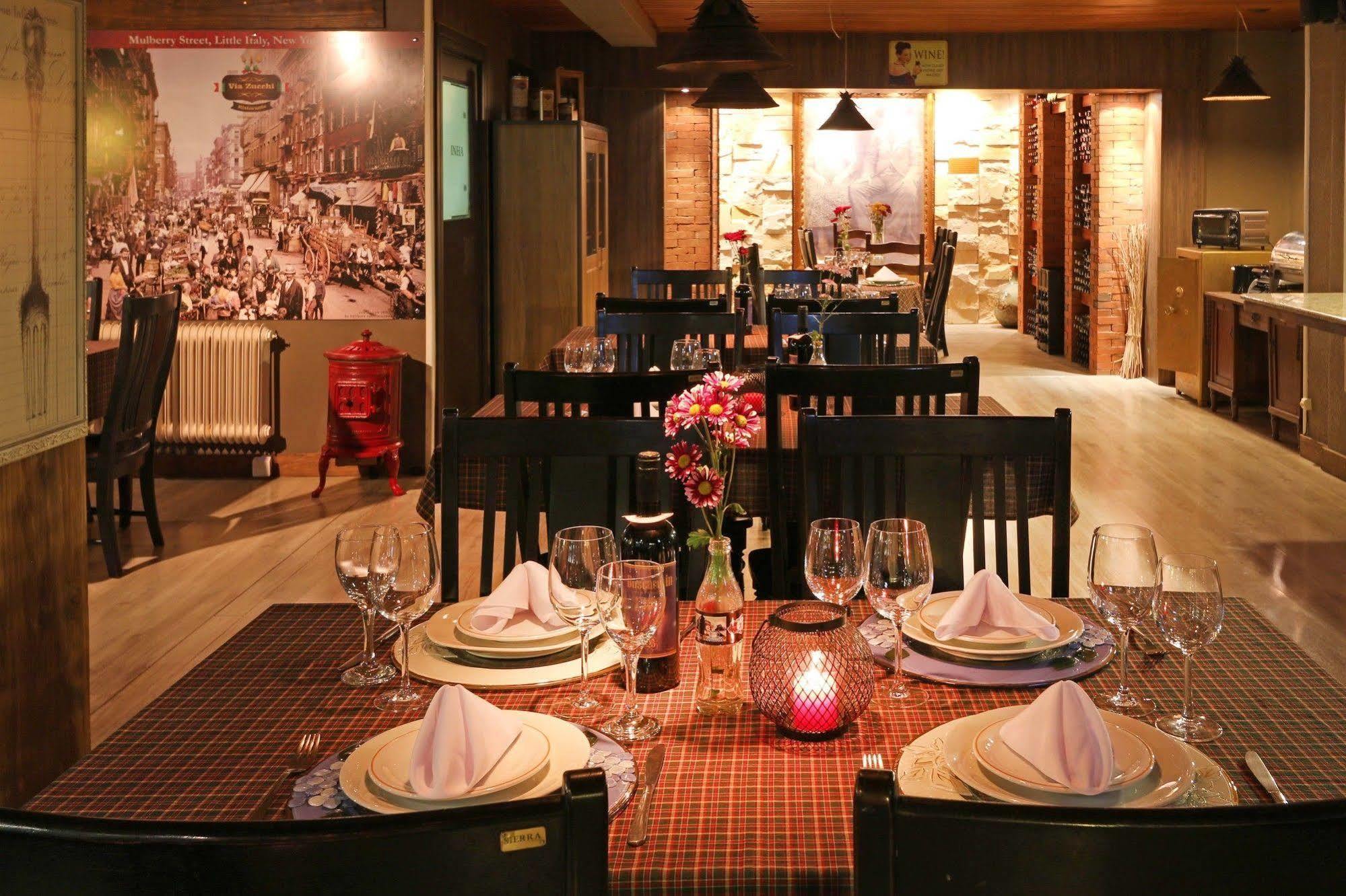 Clinipel - Emporio & Hotel Gramado